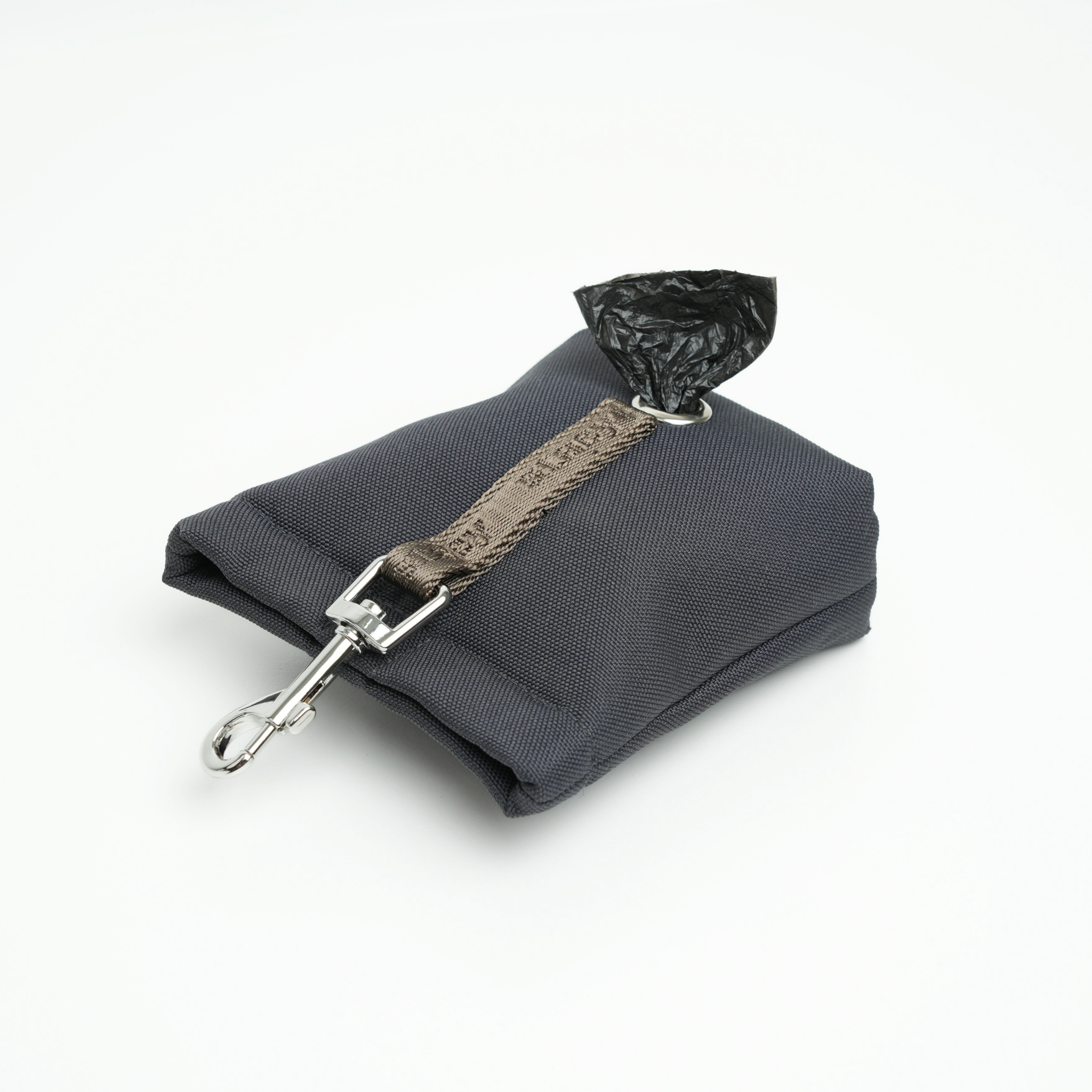 Elma Active Treat Bag w. Jätepussin pidike | Myrsky