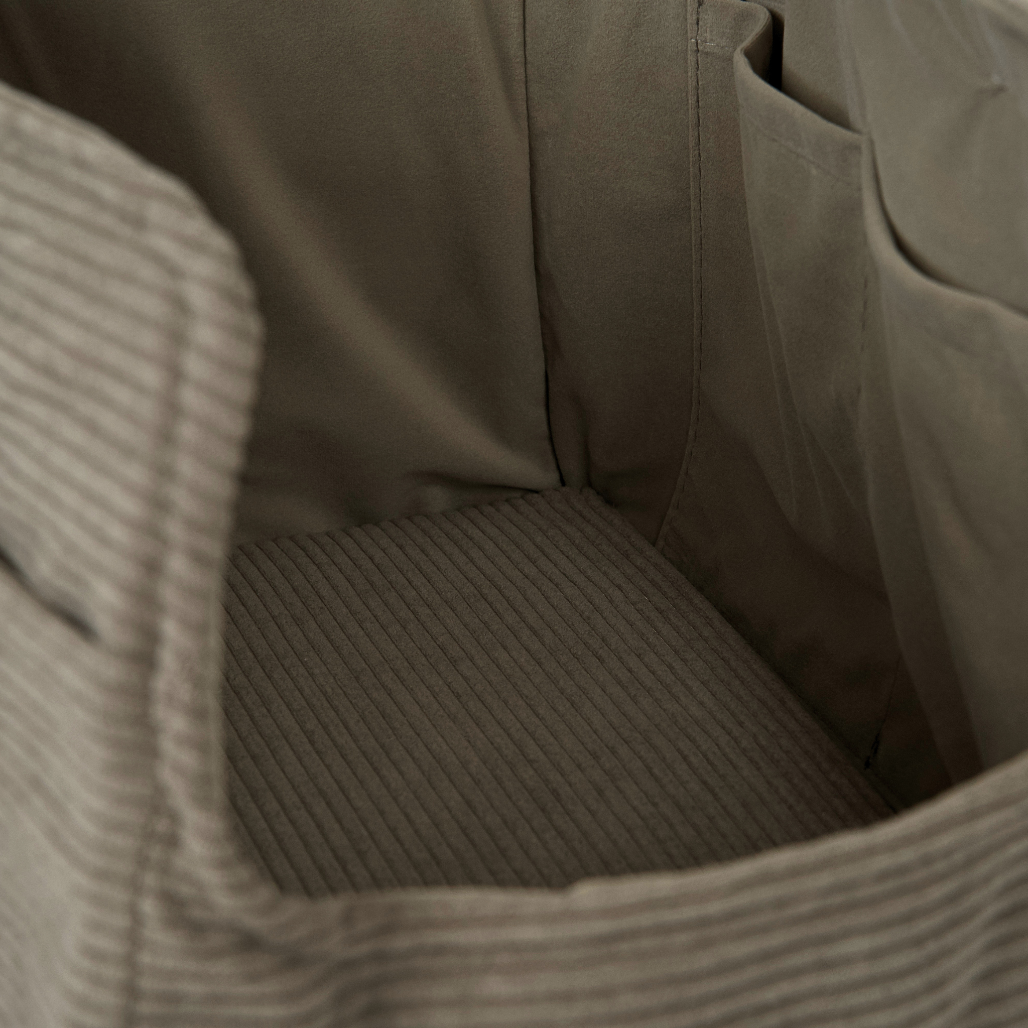 Vilda-kassi | Taupe Corduroy