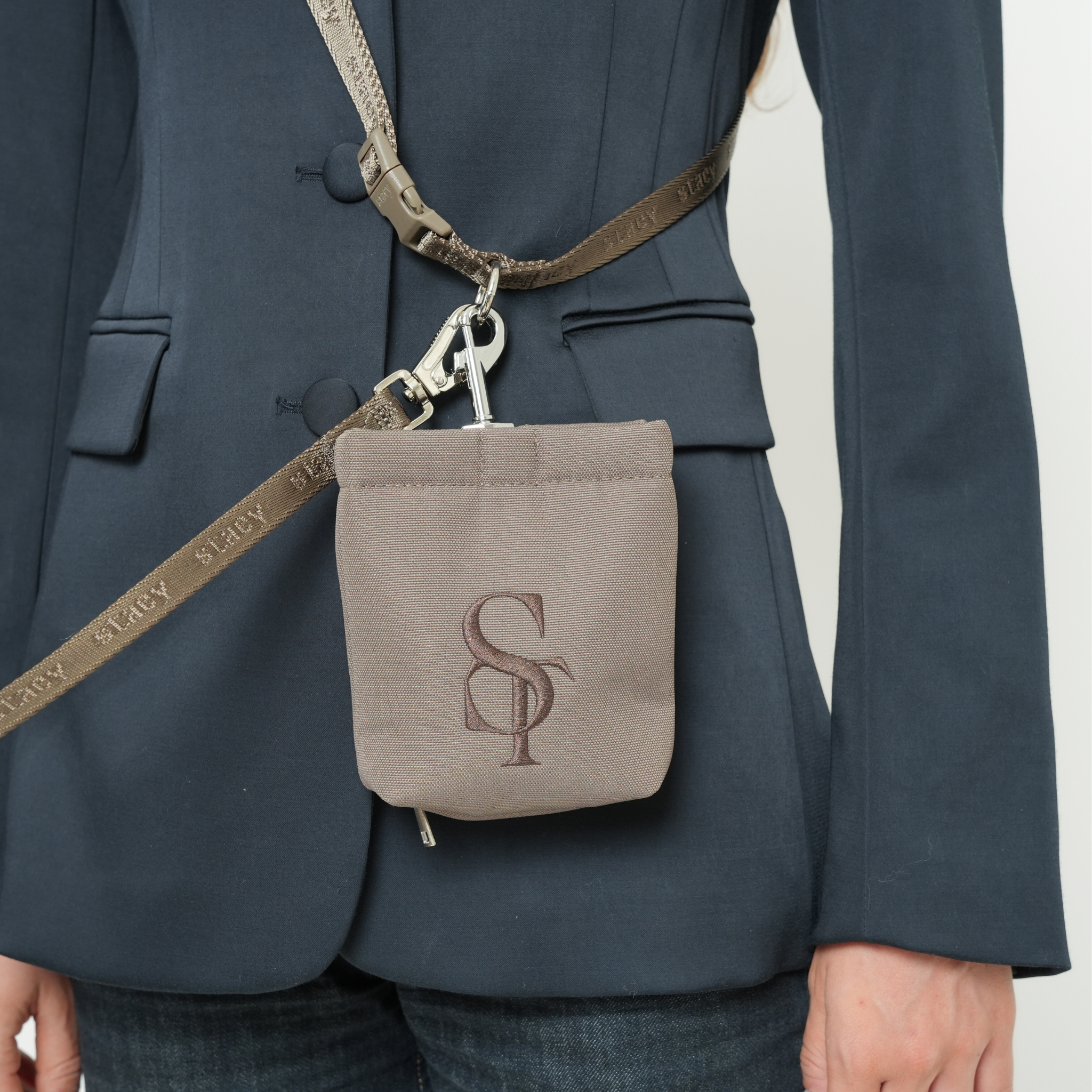 Elma Active Treat Bag w. Jätepussin pidike | Taupe