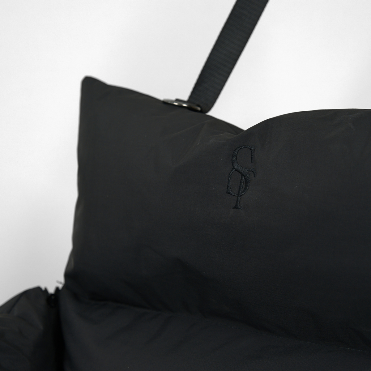 Thea 3-in-1 koiran turvaistuin | Charcoal