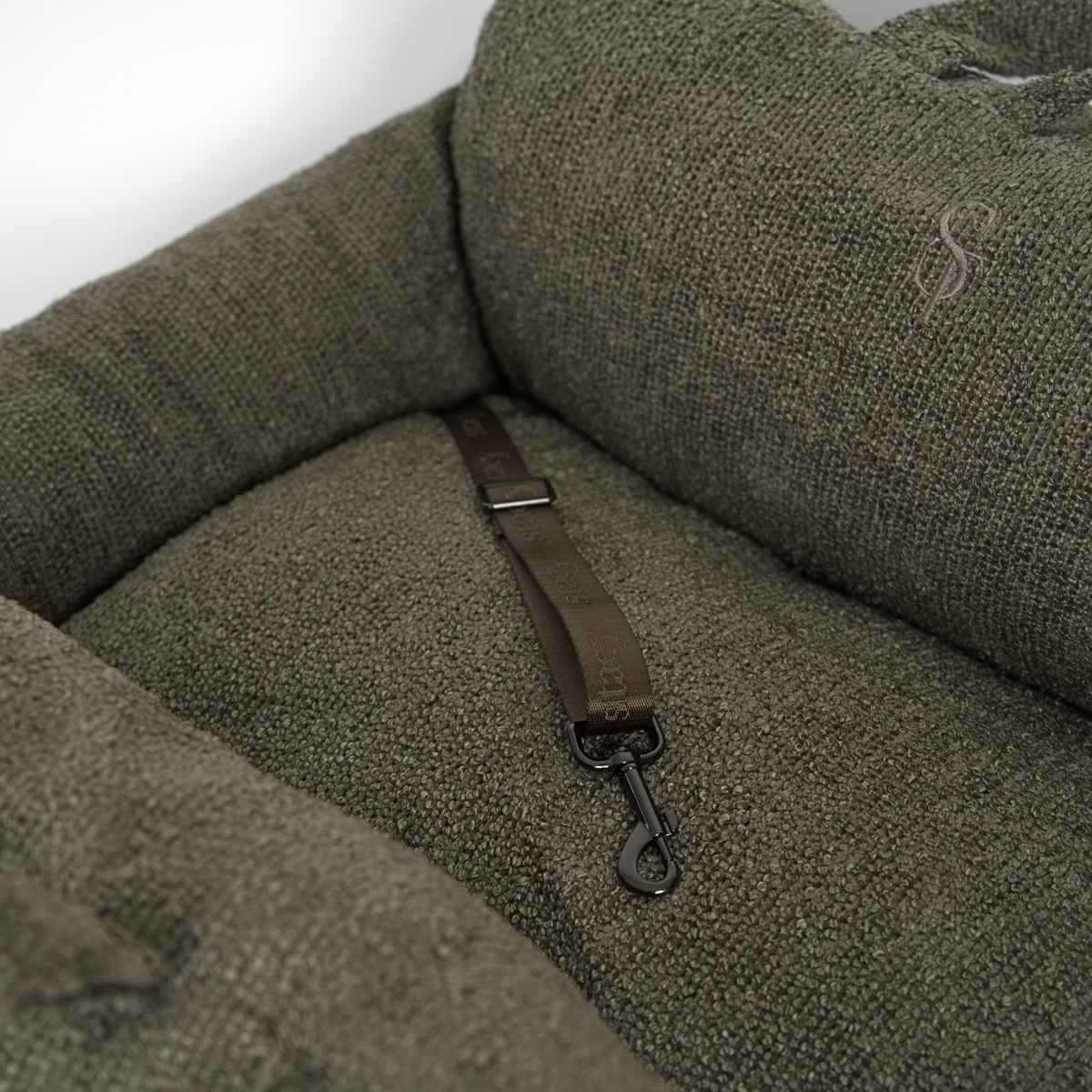 Tova 2-in-1 Car Seat XL | Chestnut Bouclé