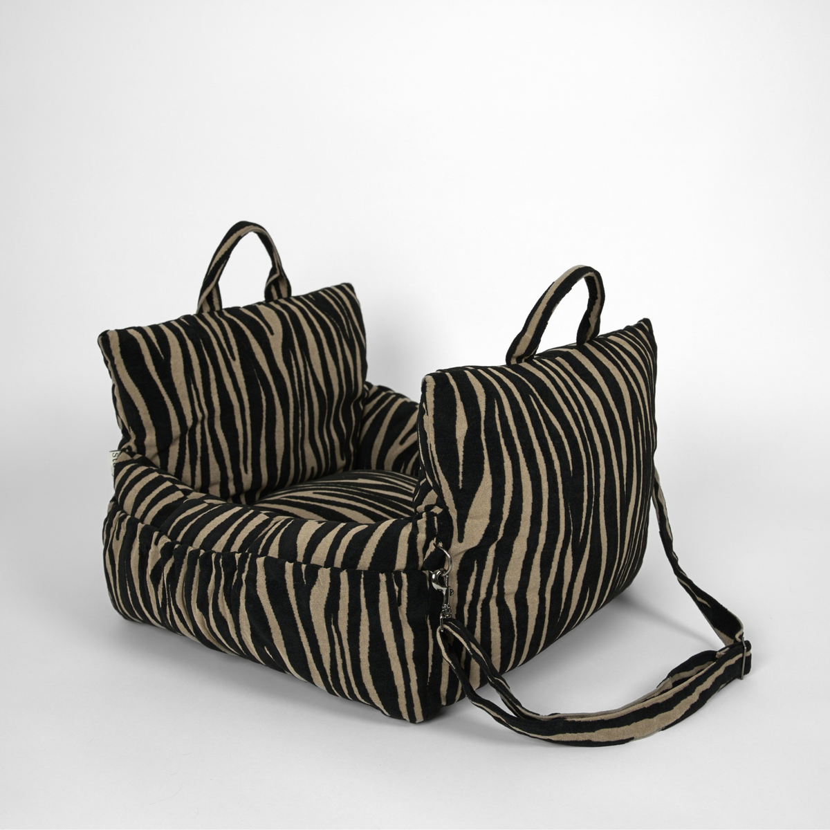 Lara koiran turvaistuin | Zebra 2.0